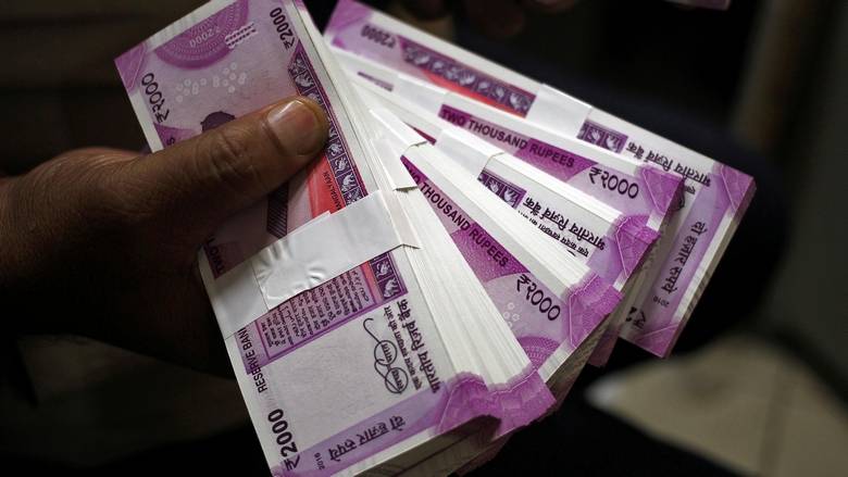 Hold On To Your Riyals Rupee Likely To Weaken Over Next 12 Months Indian In Saudi Arabia