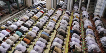 How can a Muslim make up for missed Salah?